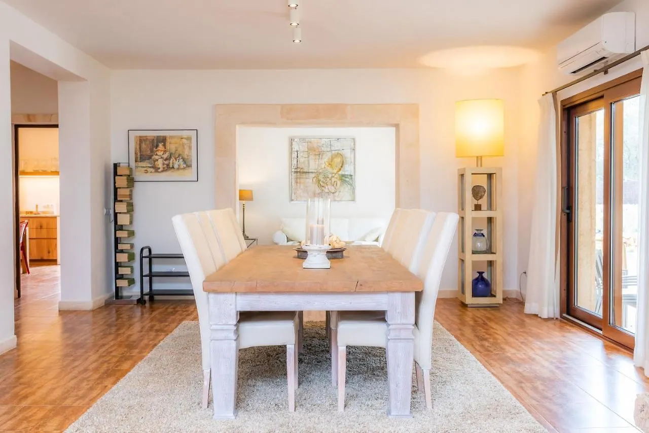 Can Madis Costitx  Villa